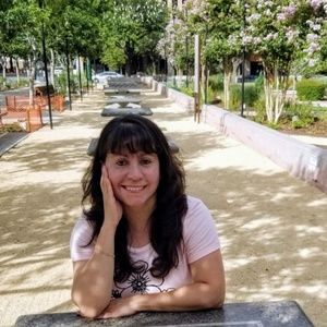 Meet your Posher, Nancy